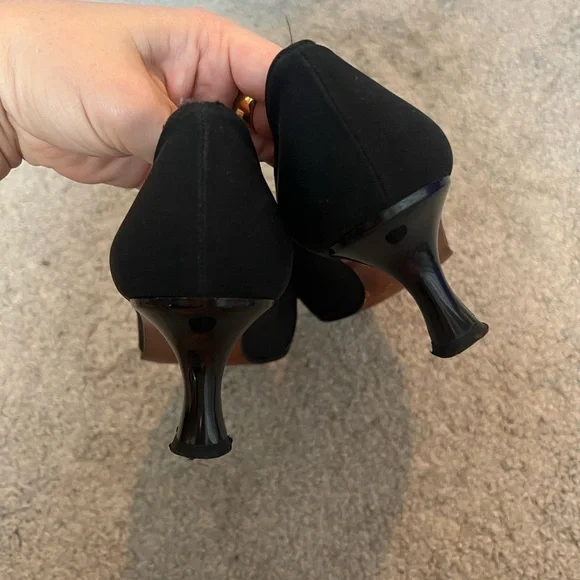Vintage 90’s Stuart Weitzman Black Bow Heels - Picture 5 of 6